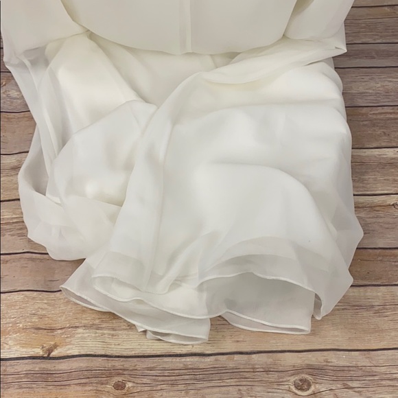 12 pearl white Wedding Dress with Beads - Picture 7 of 14